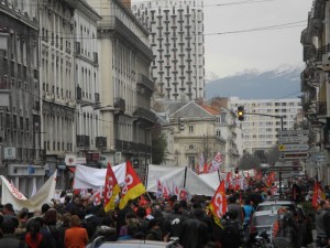 30 000 manifestants à Grenoble