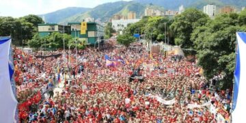 Le peuple du Venezuela mobilisé en masse contre le blocus US. Une pétition auprès de l&rsquo;ONU lancée. #NoMoreTrump