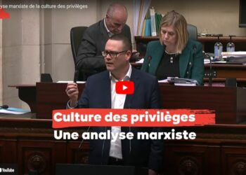 Devant les députés, le président du PTB dénonce les mécanismes qui lient les députés bourgeois à l&rsquo;oligarchie.