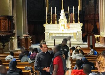 Jeux Olympiques vs mineurs isolés… le record de la honte tandis que le Pape vient à Marseille pour mettre l&rsquo;Europe capitaliste devant ses tragiques responsabilités.
