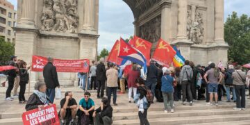 #8mai Pour la paix et contre l&rsquo;Europe de la guerre et de la fascisation, succès des rassemblements au Café du croissant à Paris, à Marseille, Lyon, Bordeaux et Toulouse. [photos & vidéos]