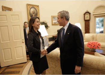 María Corina Machado, prix Nobel de la guerre contre le Venezuela bolivarien et pour l&rsquo;offensive impérialiste de Trump contre l&rsquo;Amérique latine