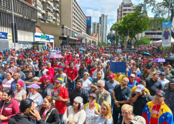 #Venezuela : le peuple dans la rue pour soutenir Maduro et la révolution bolivarienne [vidéo – direct #FreeMaduro #Venezuelalibre ]