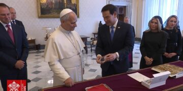 Les Etats-Unis: un régime consacré à la guerre impérialiste, en visite au Vatican, tancé par un pape américain