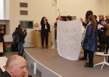À Brest, les Finistériens face à la guerre