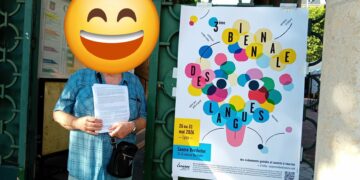 Biennale des langues : une distribution de tracts pour sensibiliser à la résistance au tout-anglais impérialiste