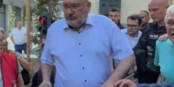 Carcassonne : Face à la violence du maire RN, la solidarité de classe fait bloc, le PRCF présent !